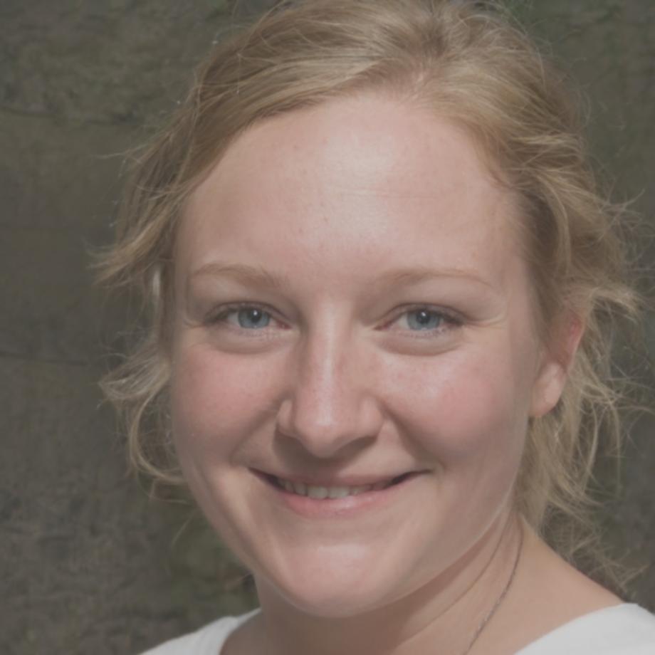 Brylea Thornfield, Senior Financial Analyst